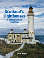 Scotlands Lighthouses in photographs by John Hume